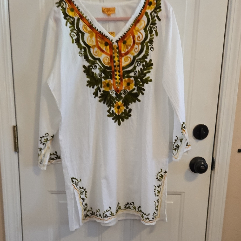 Embroidered White Tunic Top